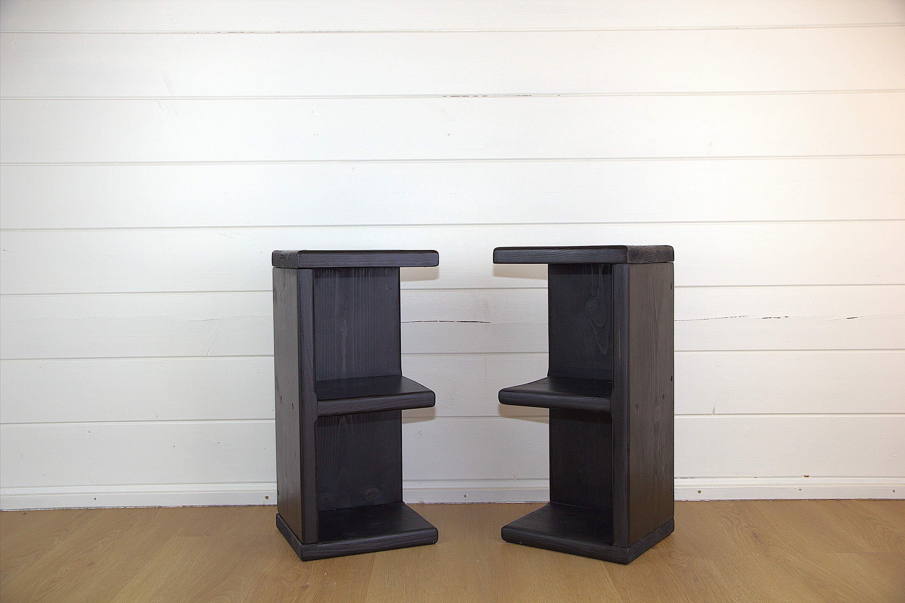 Tower bedside table